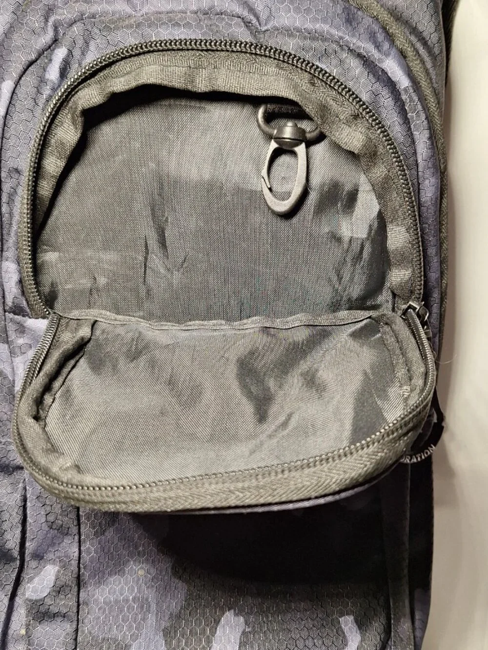 Vibedration Hydration Backpack w/o bladder Black Camo - Used